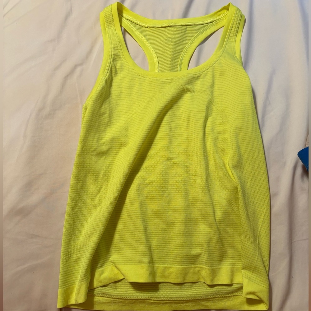 Lululemon tank